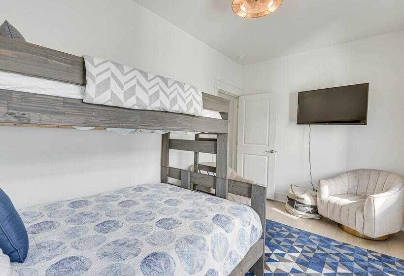 Spacious Inlet Beach Home ~ 1/2 Mi To Beach!