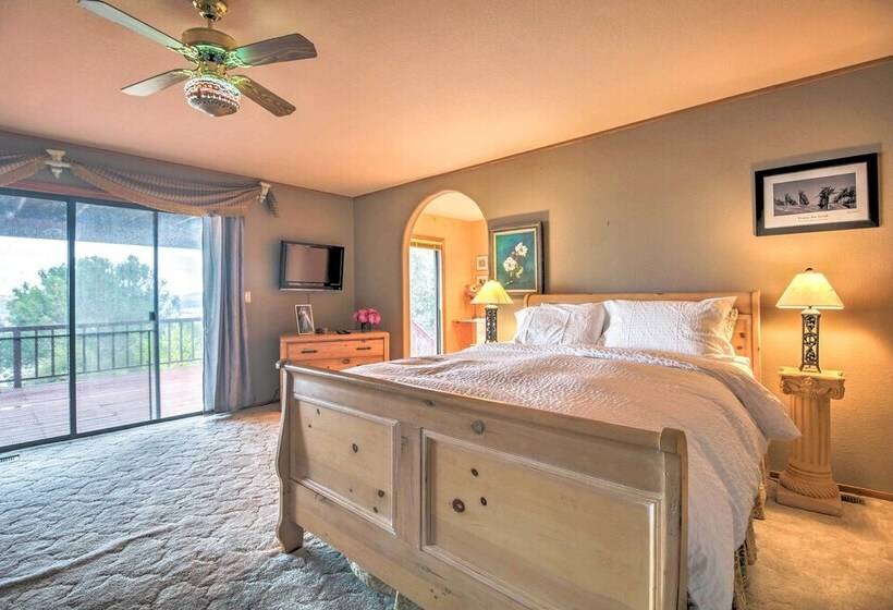 Spacious Kelseyville Home W/ Large Lakefront Deck!