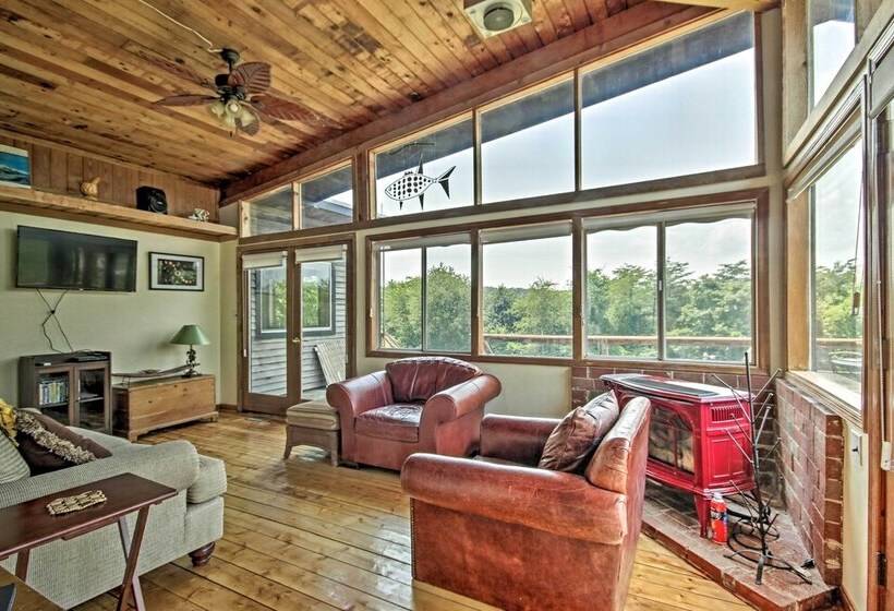 Spacious Mountain Home: Family, Pet & Wfh Friendly