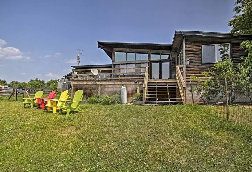 Spacious Mountain Home: Family, Pet & Wfh Friendly