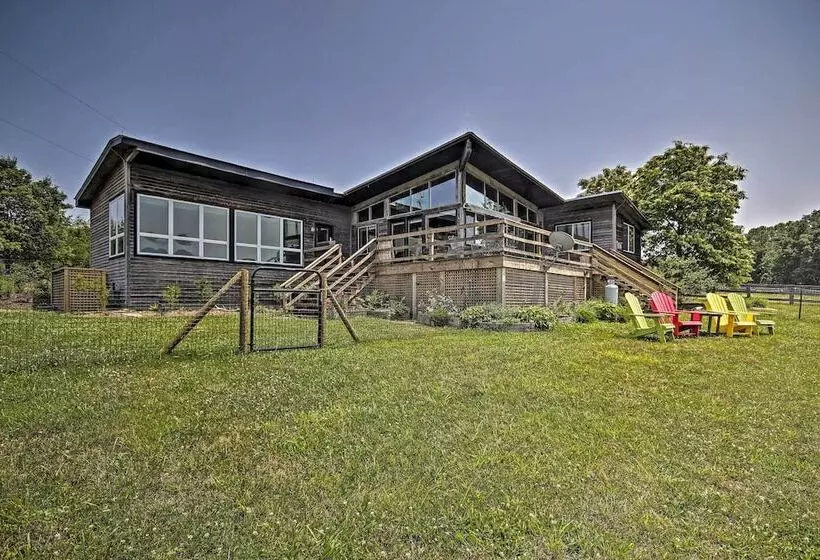 Spacious Mountain Home: Family, Pet & Wfh Friendly