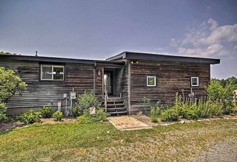 Spacious Mountain Home: Family, Pet & Wfh Friendly