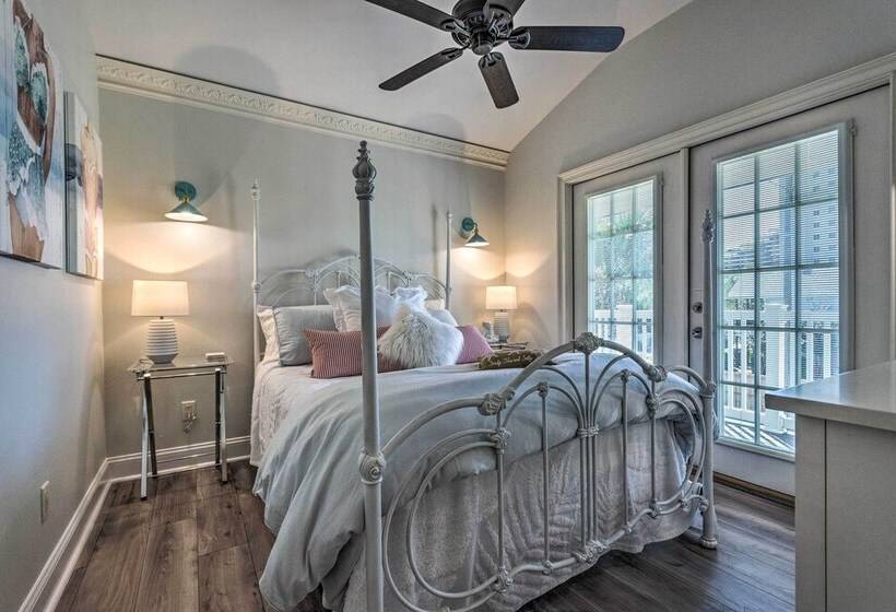 Sugar Beach Haven Walk To Beach!