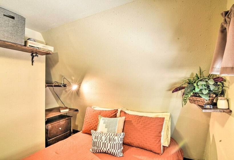 Sunny Muddy Moose Cabin W/ Fire Pit & Mtn Views!