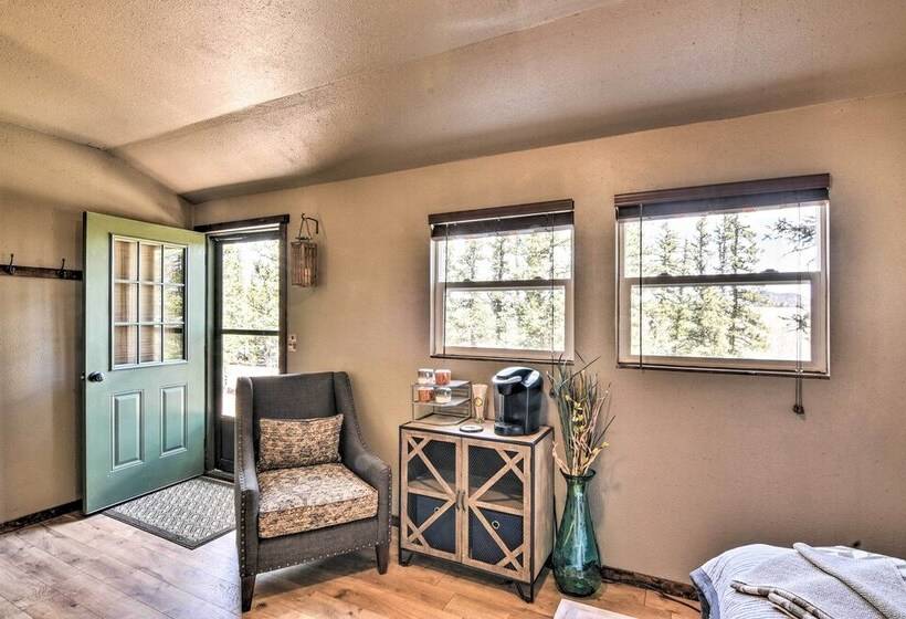 Sunny Muddy Moose Cabin W/ Fire Pit & Mtn Views!