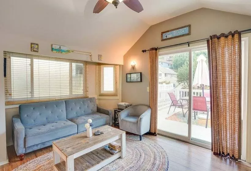 Tropical Island Escape W/ Deck, Walk To Avalon Bay