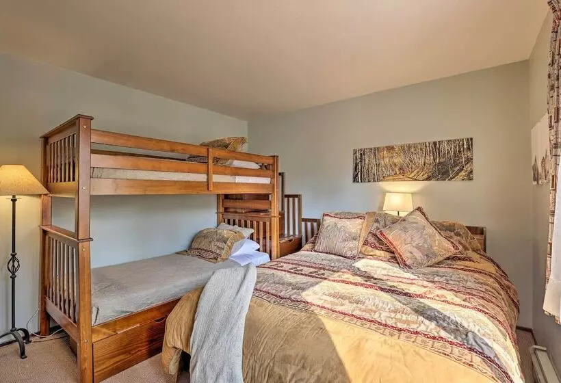 Walk To Town: Updated Frisco Cabin W/ 2 Decks!