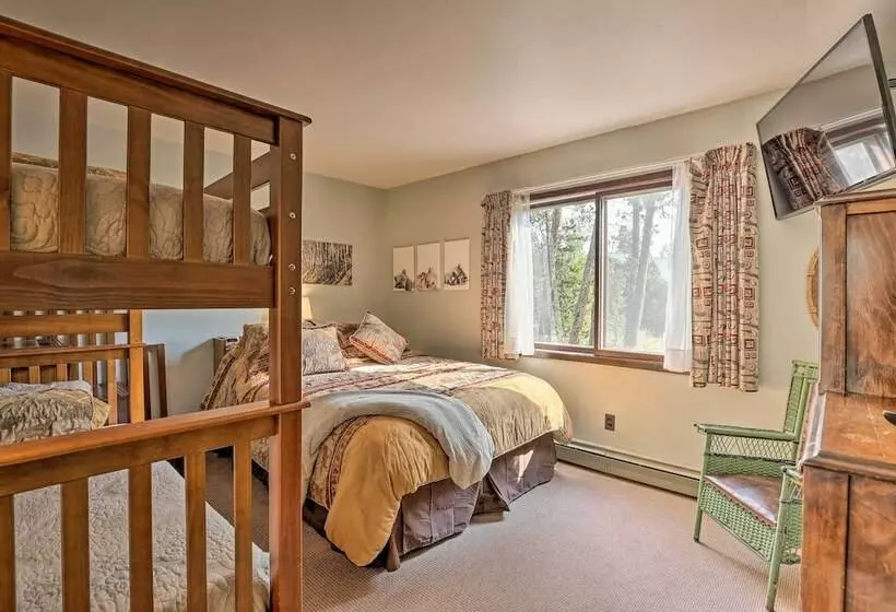 Walk To Town: Updated Frisco Cabin W/ 2 Decks!