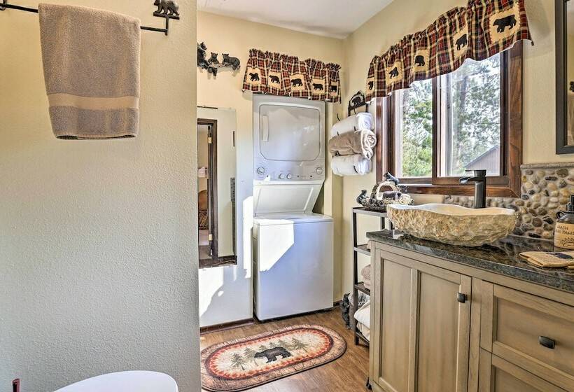 Walk To Town: Updated Frisco Cabin W/ 2 Decks!