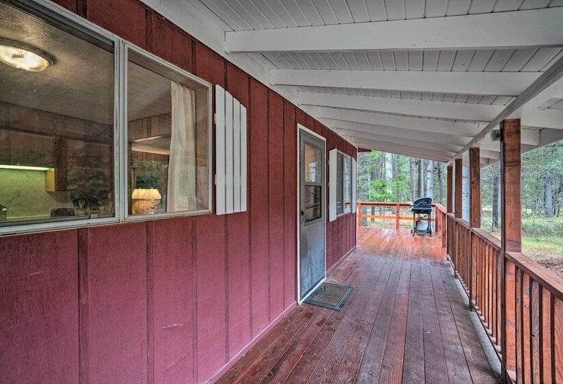 2 Cozy Island Park Cabins W/ Near The Lake!