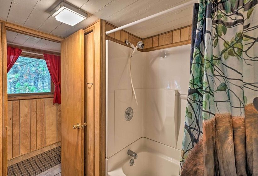 2 Cozy Island Park Cabins W/ Near The Lake!