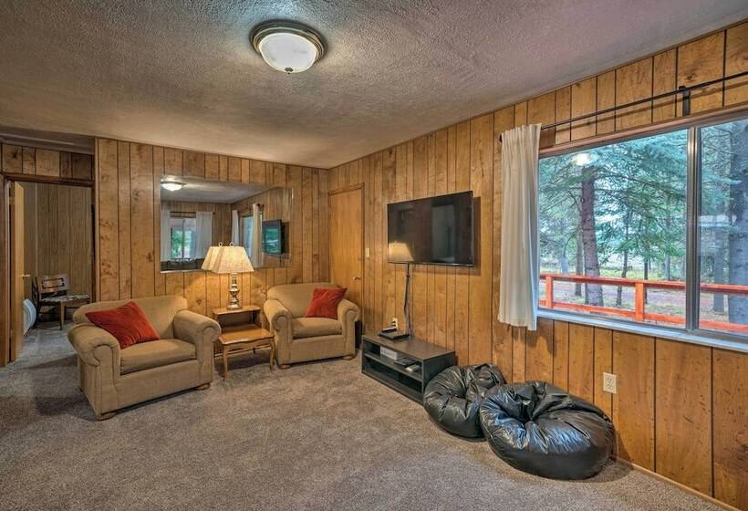 2 Cozy Island Park Cabins W/ Near The Lake!