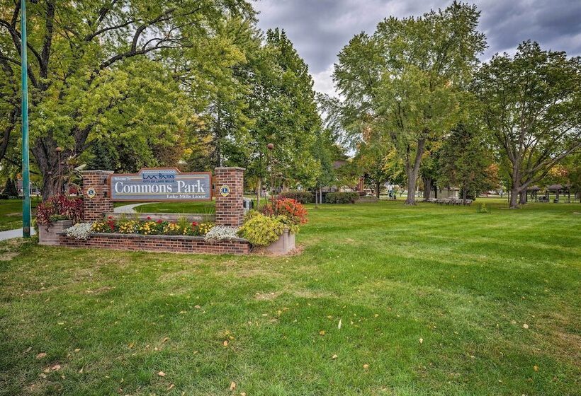 Airy Cottage Close To Rock Lake W/ Fire Pit!