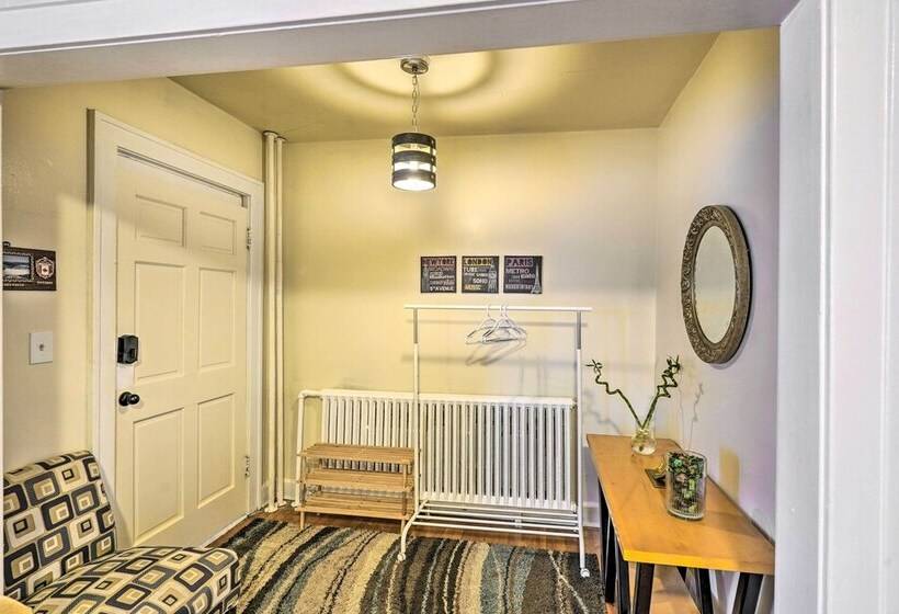 Charming Albany Retreat ~ 3 Mi To Downtown!