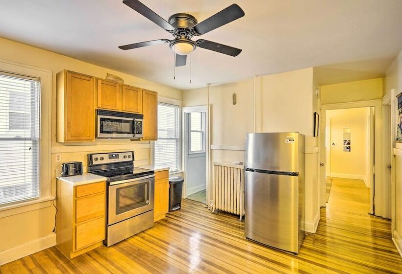 Charming Albany Retreat ~ 3 Mi To Downtown!