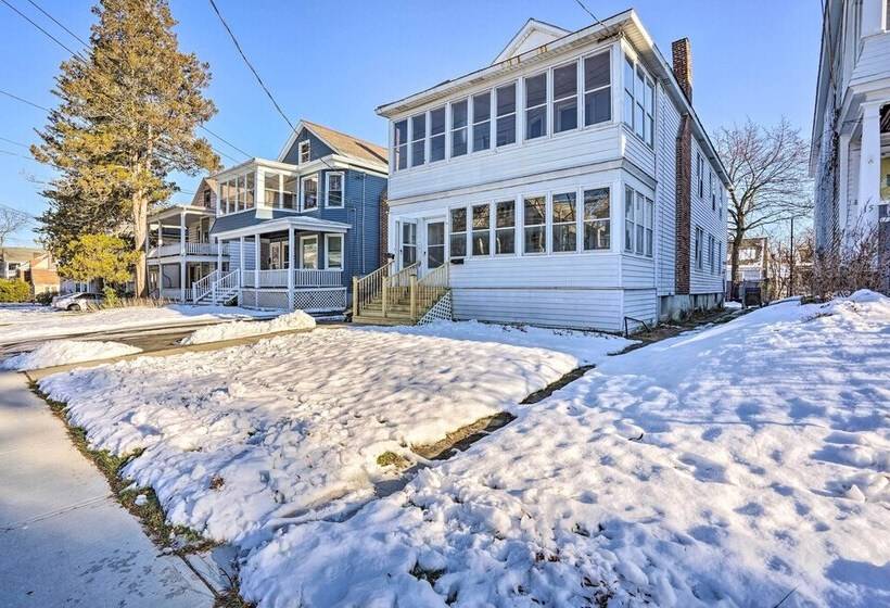 Charming Albany Retreat ~ 3 Mi To Downtown!