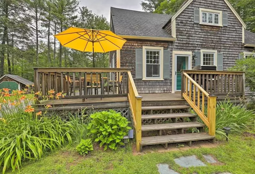 Charming Jaffrey Cottage W/ Deck & Grill!