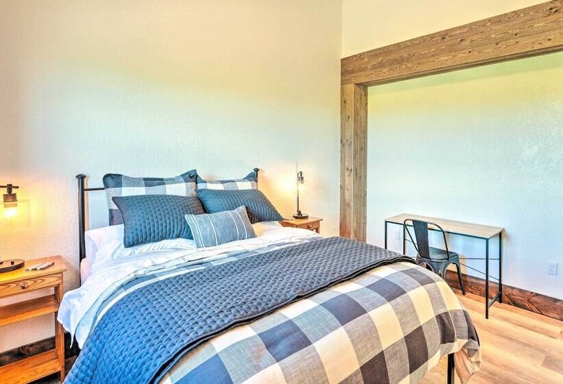 Charming Lodi Retreat: Walk To Local Wineries