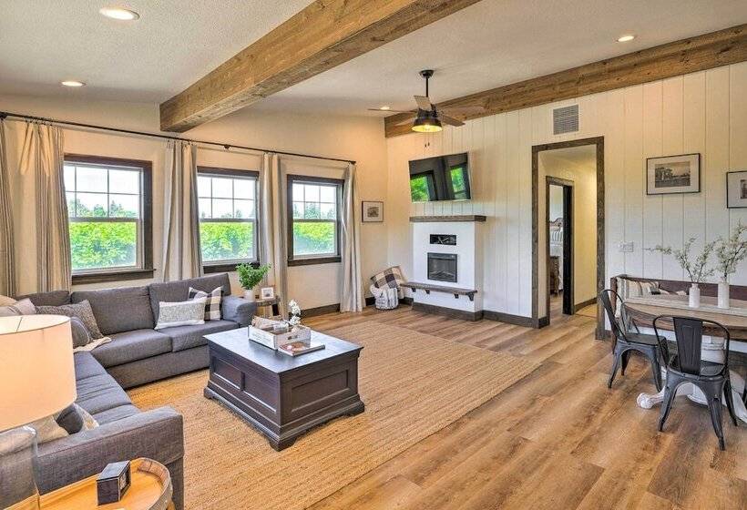 Charming Lodi Retreat: Walk To Local Wineries