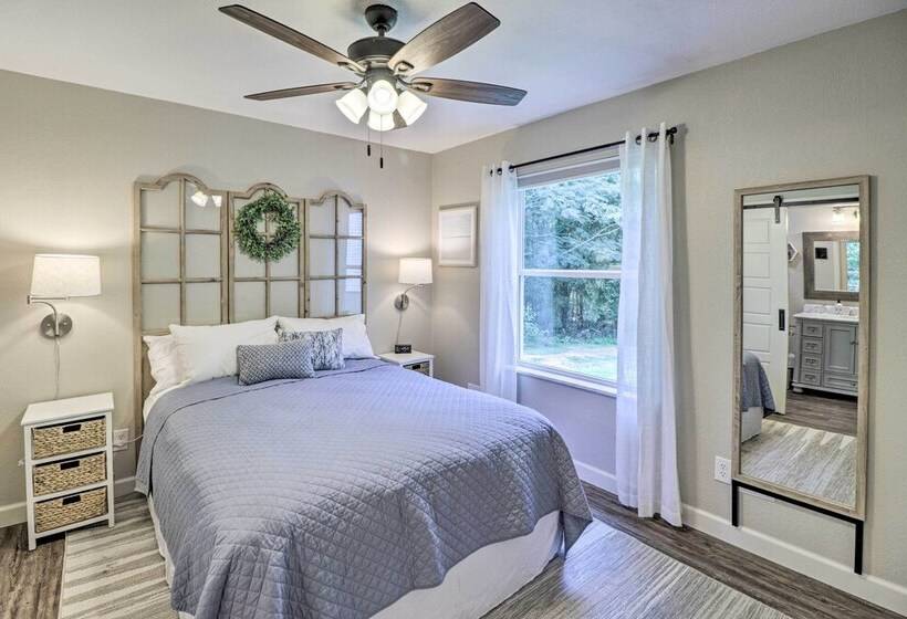 1 Mi To Marina & Golf: Bismarck Home W/ Fire Pit!