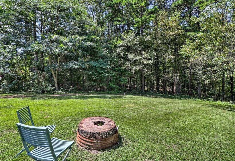 1 Mi To Marina & Golf: Bismarck Home W/ Fire Pit!