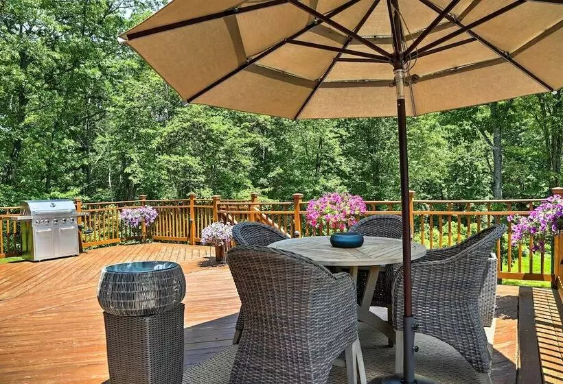 Colonial Style  Warwick Retreat    1 Hour To Nyc!