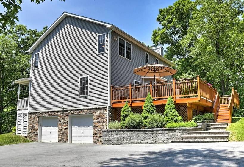 Colonial Style Warwick Retreat 1 Hour To Nyc!