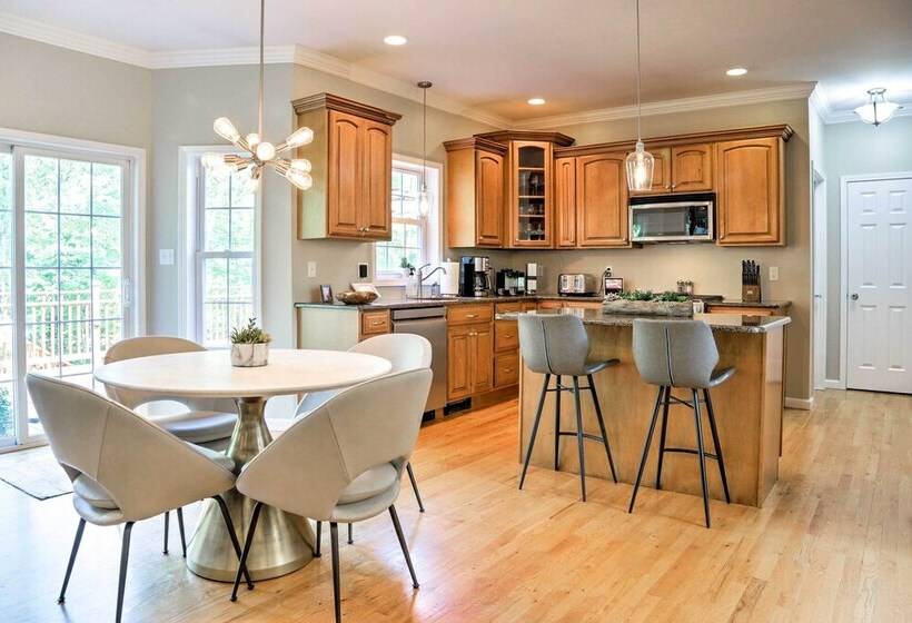 Colonial Style Warwick Retreat 1 Hour To Nyc!