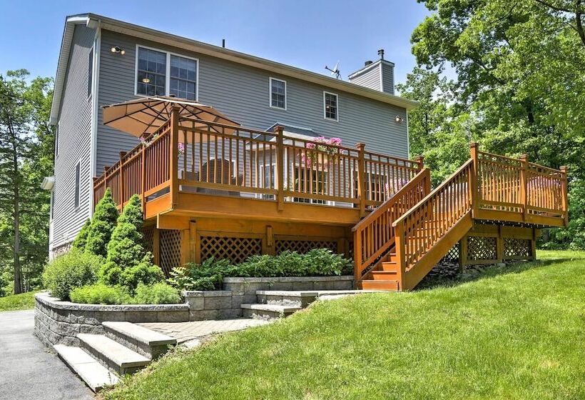 Colonial Style Warwick Retreat 1 Hour To Nyc!