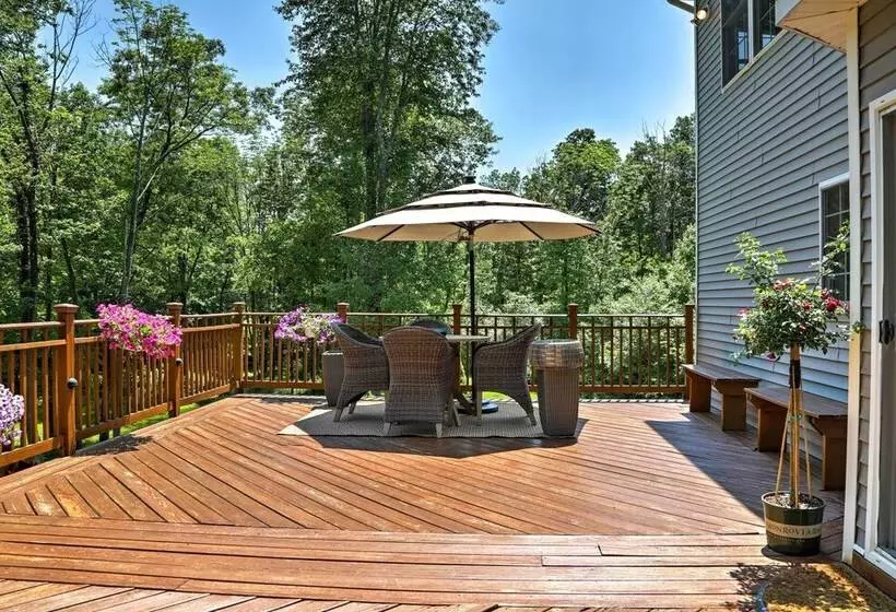 Colonial Style  Warwick Retreat    1 Hour To Nyc!