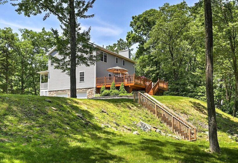 Colonial Style Warwick Retreat 1 Hour To Nyc!