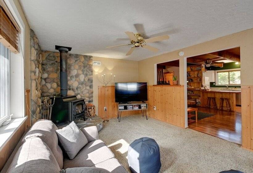 Cozy Ashford Home   5 Mi To Rainier Nat L Park!