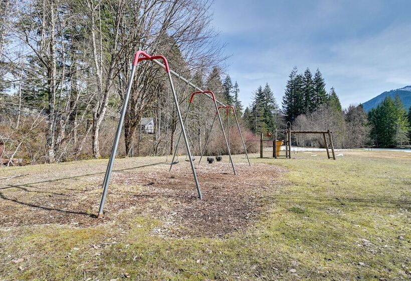 Cozy Ashford Home 5 Mi To Rainier Nat L Park!