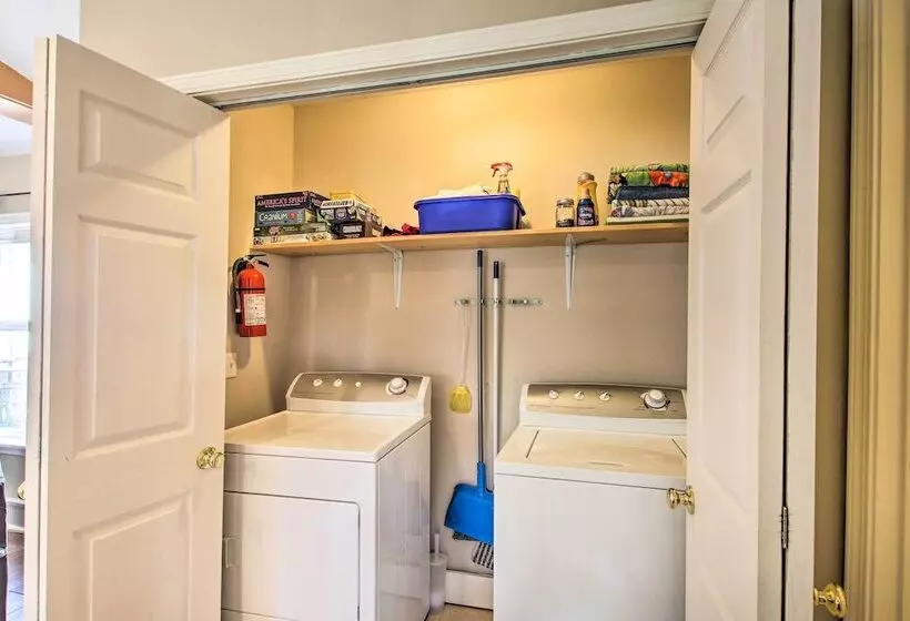 Cozy Ironton Cabin W/ Shared Pool & Private Patio!