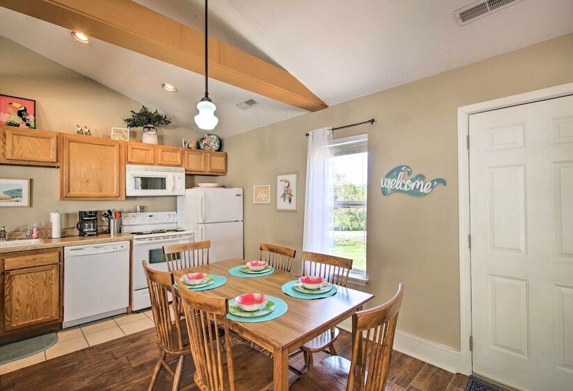 Cozy Ironton Cabin W/ Shared Pool & Private Patio!