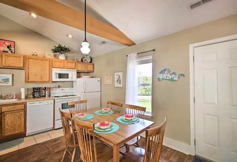 Cozy Ironton Cabin W/ Shared Pool & Private Patio!