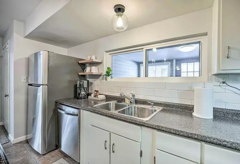 Cozy South Bend Retreat < 2 Mi To Notre Dame!