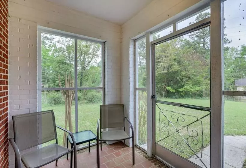 Cozy Tuskegee Home   20 Mi To Auburn University!