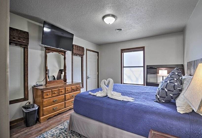 Smoky Mountain Cabin: 4 Acres, 3 Mi To Gatlinburg