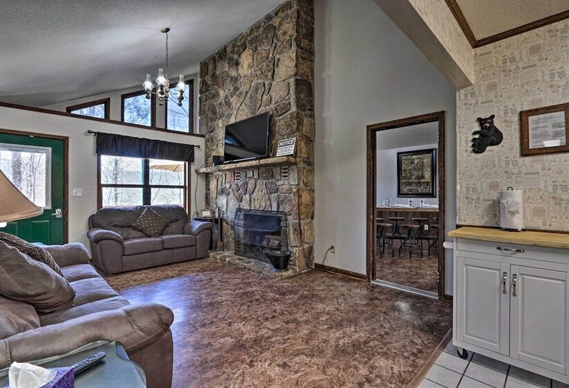 Smoky Mountain Cabin: 4 Acres, 3 Mi To Gatlinburg