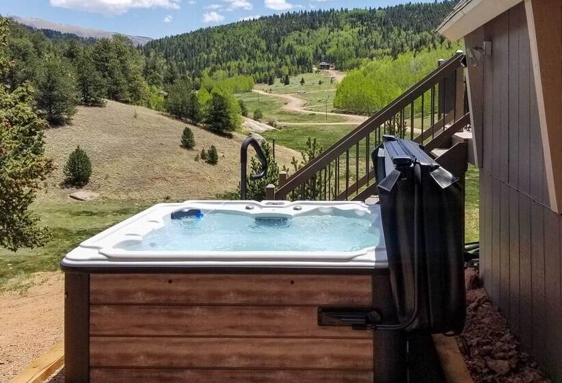 Hillside Cripple Creek Cabin W/ Hot Tub, Mtn Views