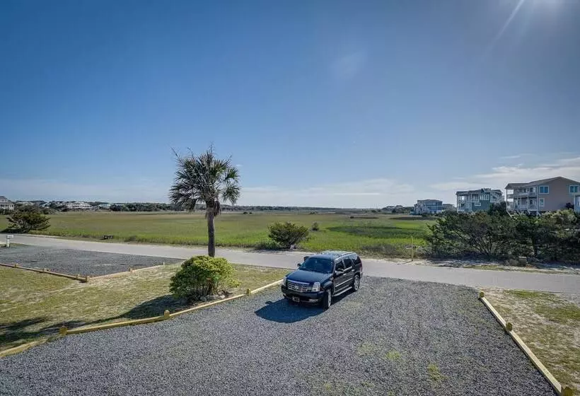 Holden Beach Home On Intracoastal Waterway Canal!
