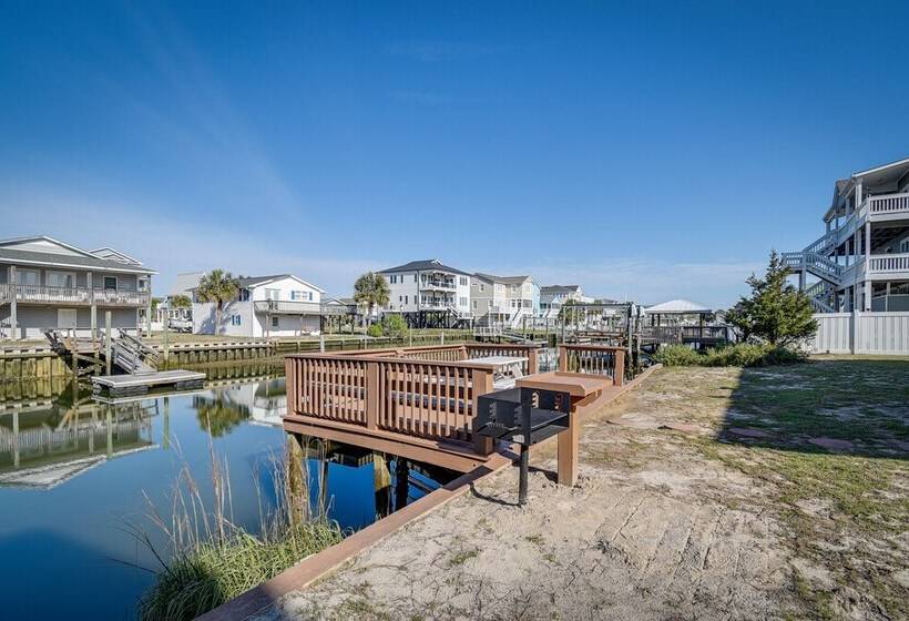 Holden Beach Home On Intracoastal Waterway Canal!