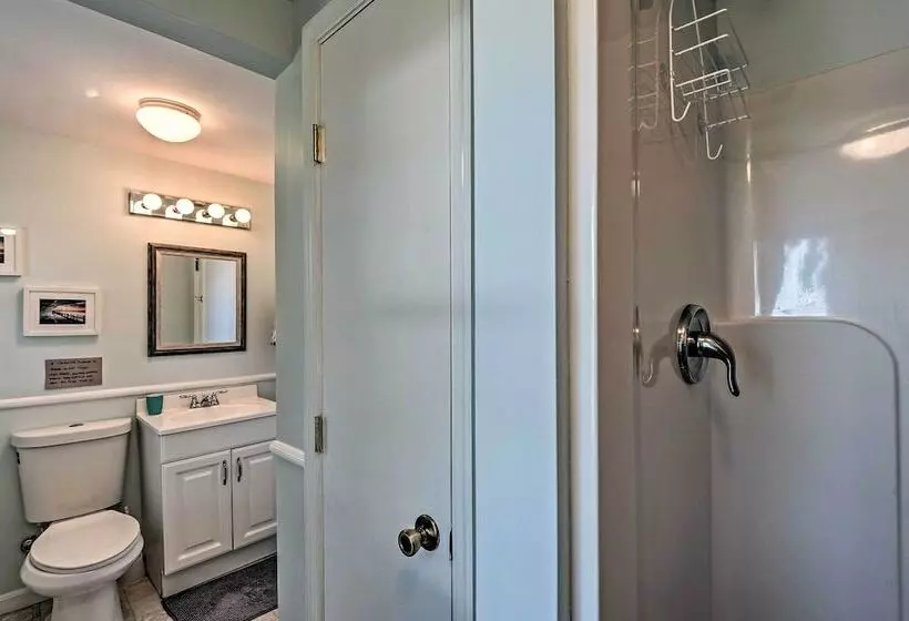 Isle Have Another    1 Block To Colonial Beach!