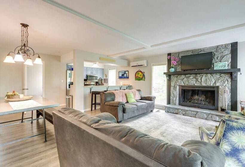 Hot Tub + Fire Pit: Margaritaville Resort Home!