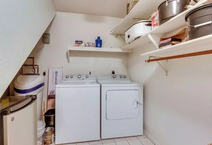 Hot Tub + Fire Pit: Margaritaville Resort Home!