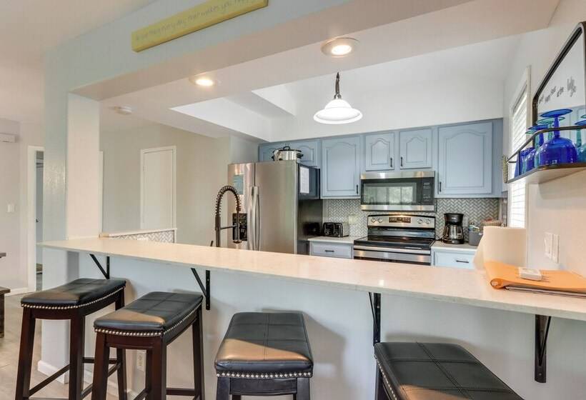 Hot Tub + Fire Pit: Margaritaville Resort Home!