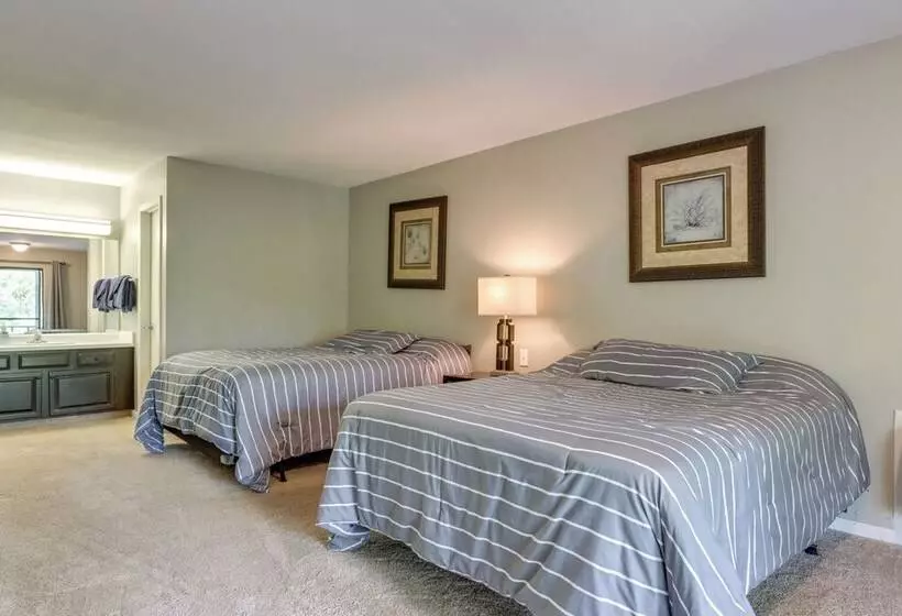 Hot Tub + Fire Pit: Margaritaville Resort Home!