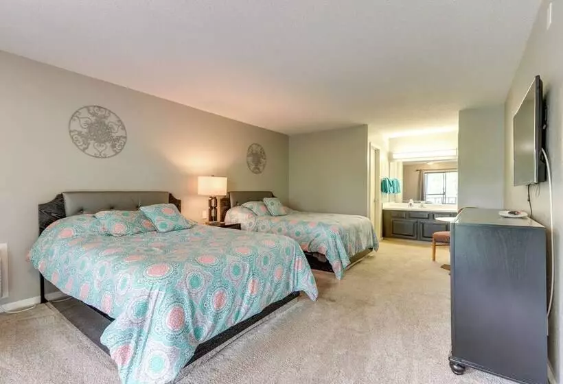 Hot Tub + Fire Pit: Margaritaville Resort Home!