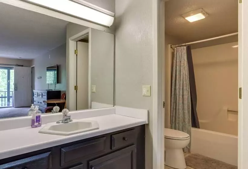 Hot Tub + Fire Pit: Margaritaville Resort Home!